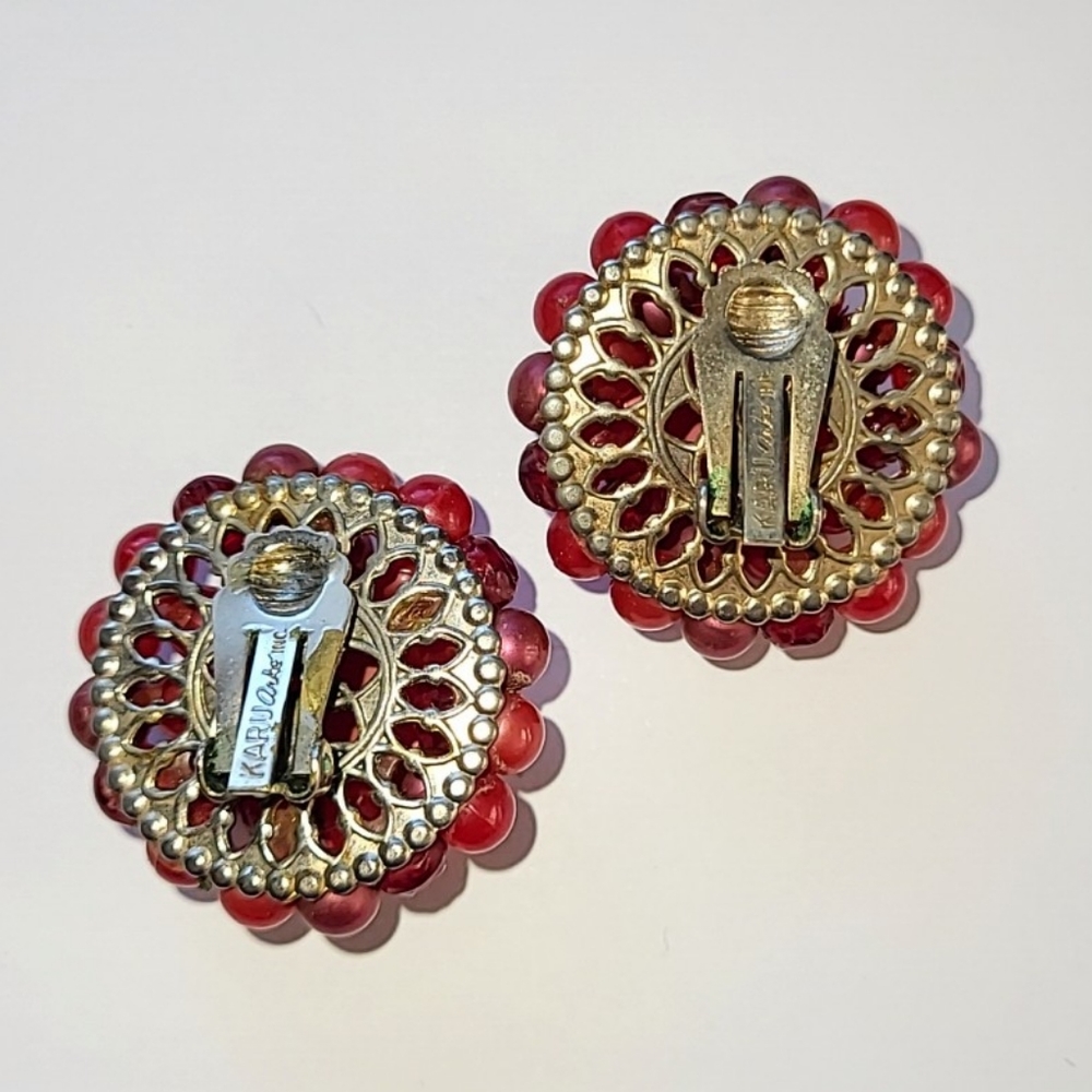 KARU ARKE MOONGLOW LUCITE CLIP EARRINGS - Picture 3 of 7